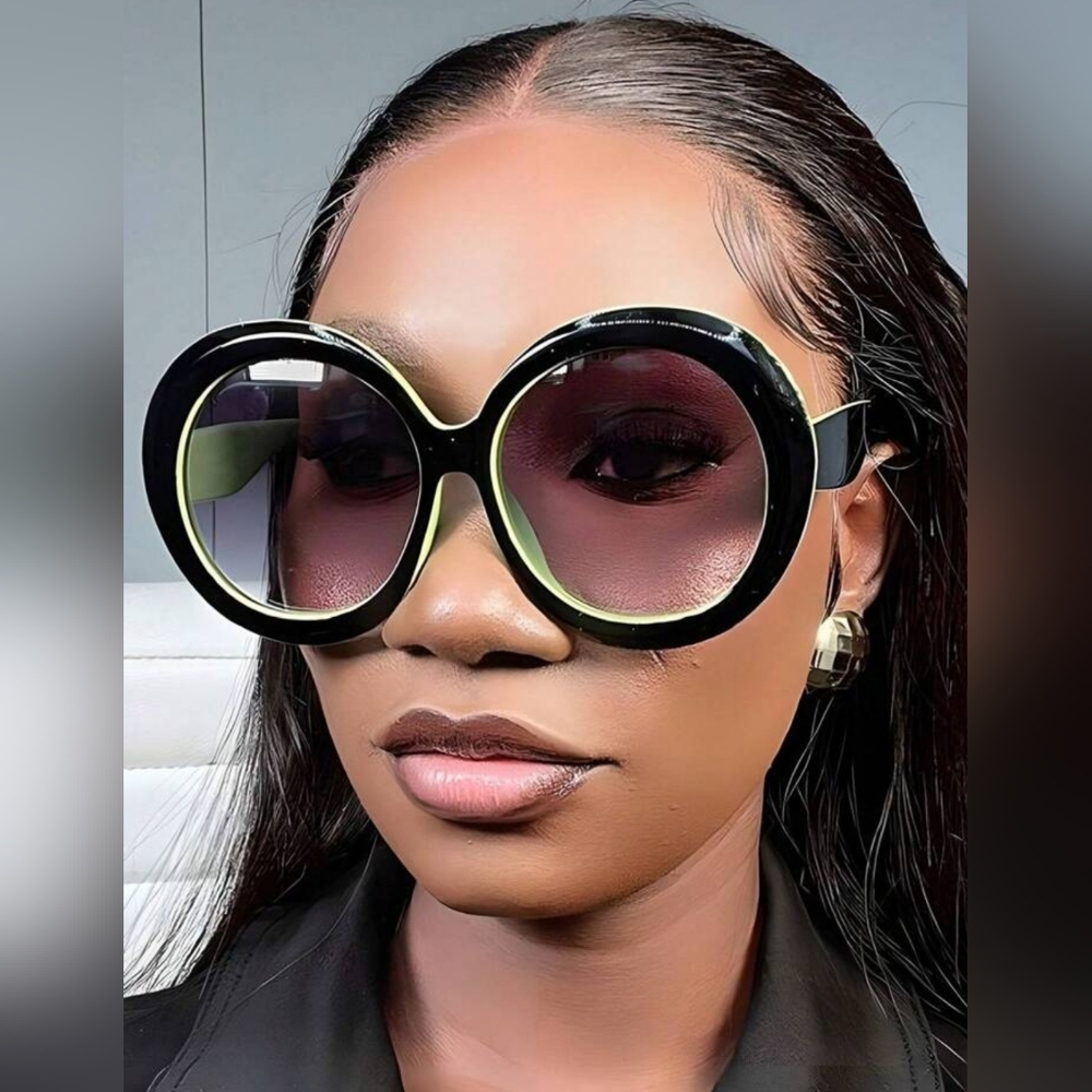 NEW Black and Green Oversize Round Fashion Glasses